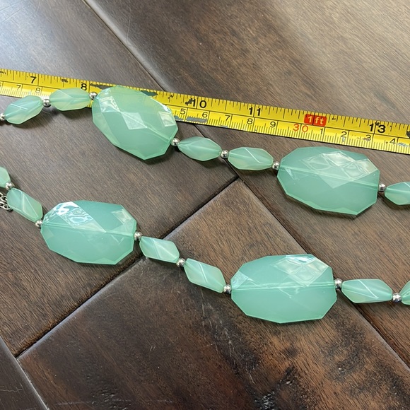 Double strand aqua beaded/silver tone beads necklace - Picture 5 of 7
